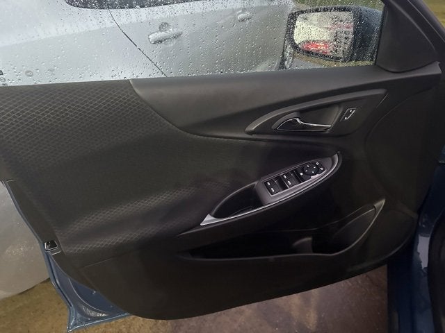 2025 Chevrolet Malibu LS