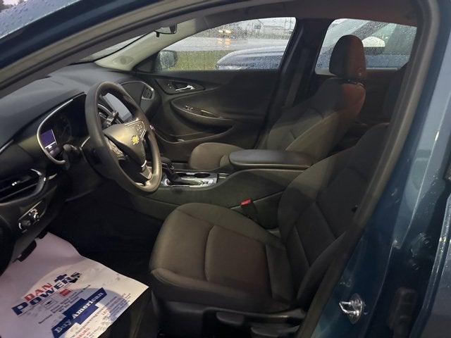 2025 Chevrolet Malibu LS