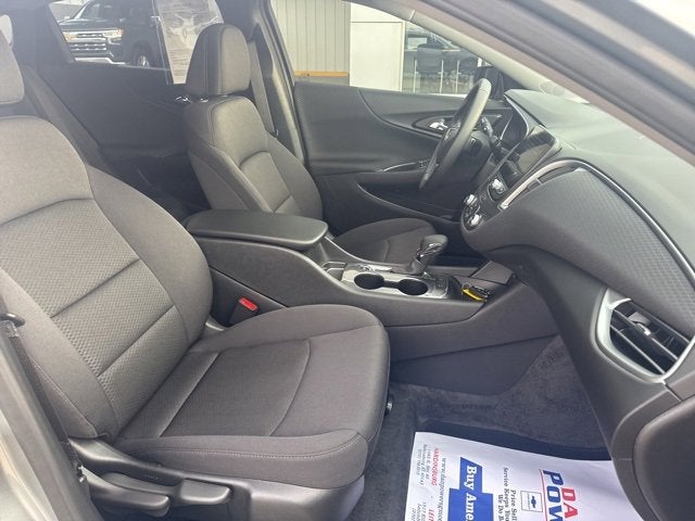 2025 Chevrolet Malibu RS