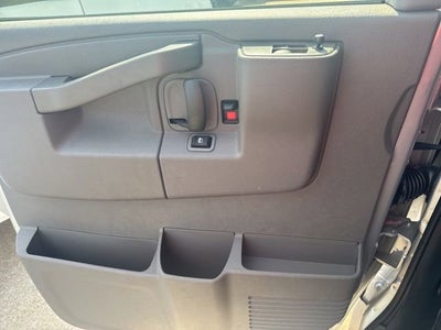 2026 Chevrolet Express Passenger LT