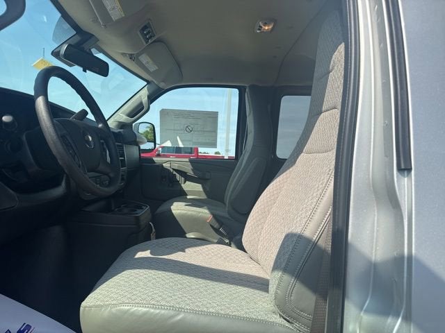 2026 Chevrolet Express Passenger LT