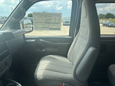 2026 Chevrolet Express Passenger LT