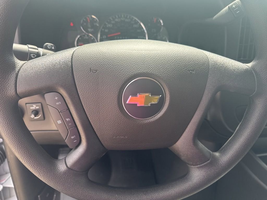 2026 Chevrolet Express Passenger LT