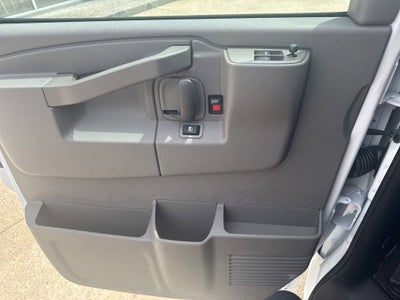 2026 Chevrolet Express Passenger LT