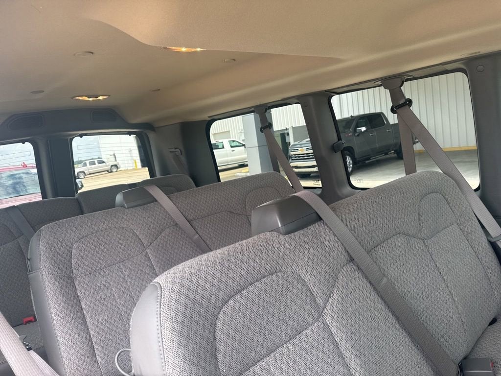 2026 Chevrolet Express Passenger LT