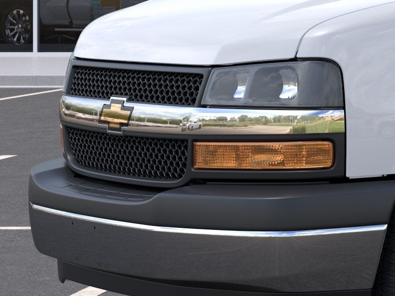 2026 Chevrolet Express Passenger LT