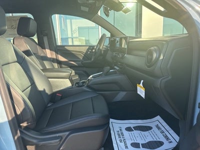 2025 Chevrolet Colorado WT/LT