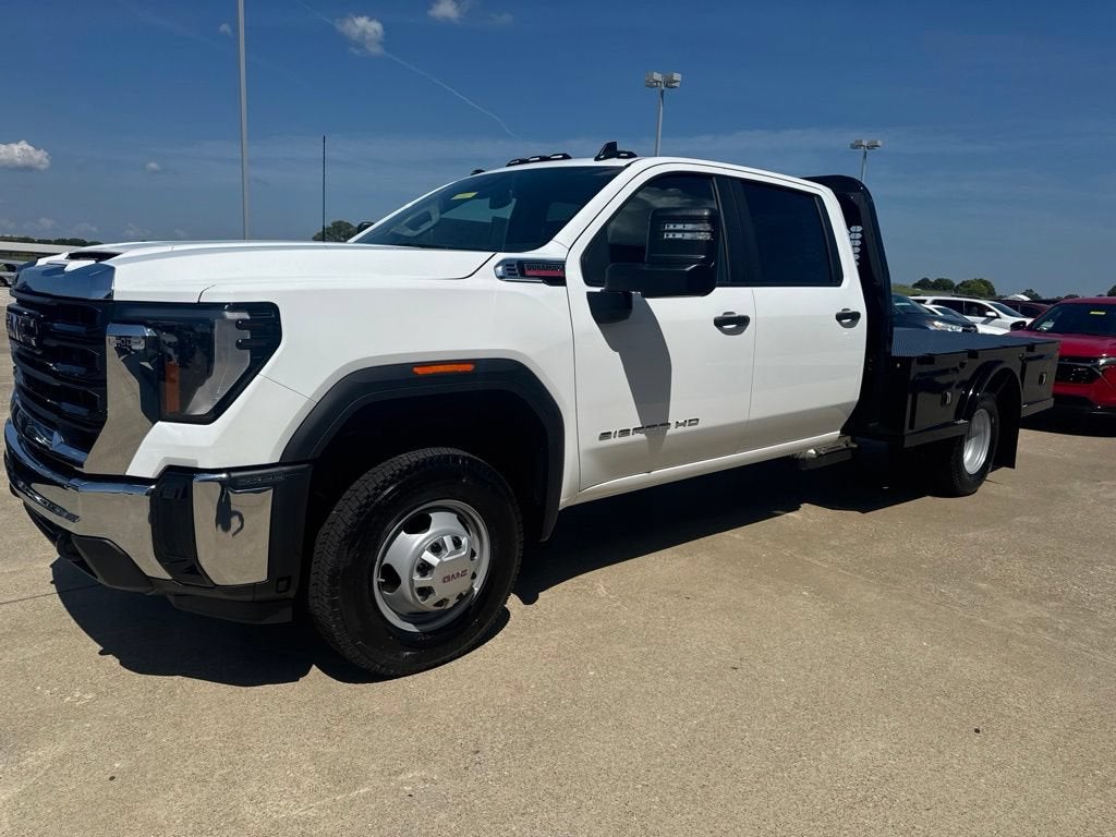 2026 GMC Sierra 3500 HD Chassis Cab Pro