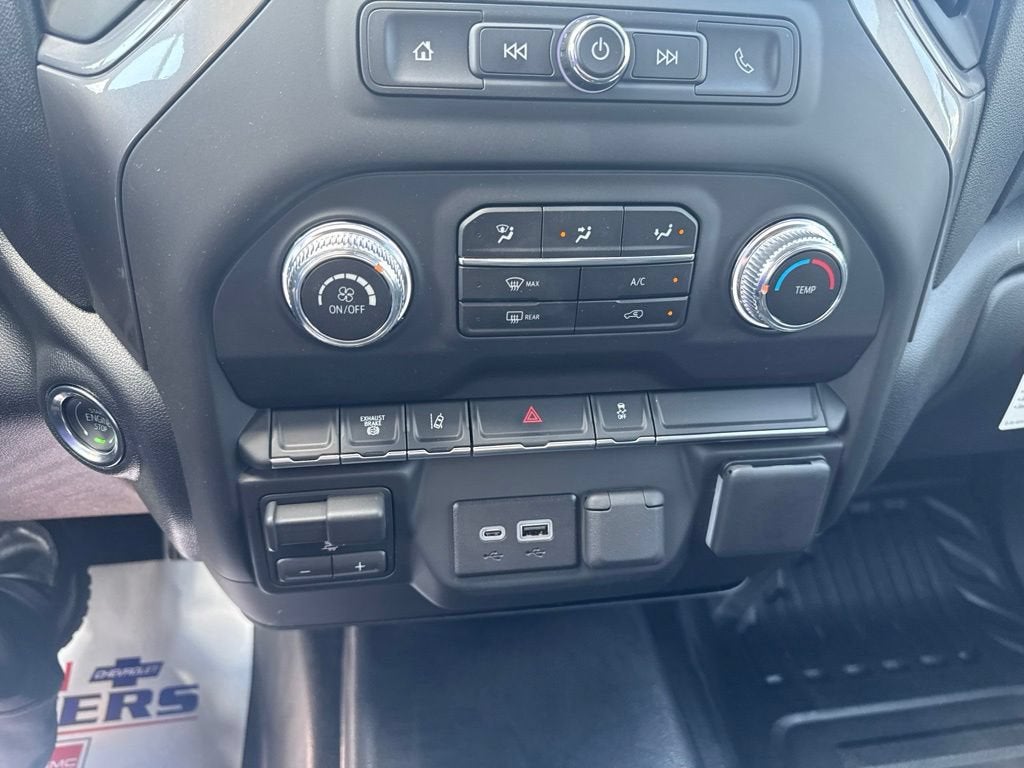 2026 GMC Sierra 3500 HD Chassis Cab Pro