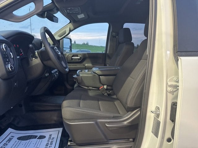 2025 GMC Sierra 3500 HD Pro