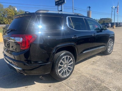 2023 GMC Acadia Denali
