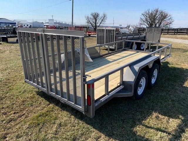 2022 CORN PRO UT-16 Base