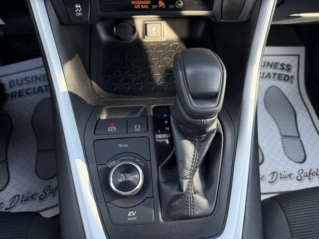 2020 Toyota RAV4 Hybrid LE