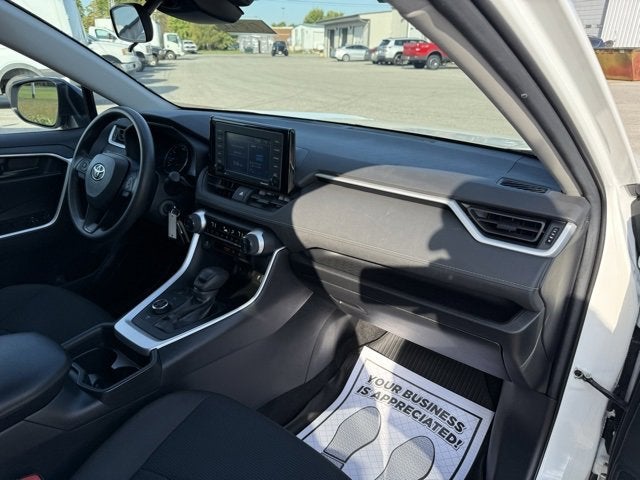 2020 Toyota RAV4 Hybrid LE