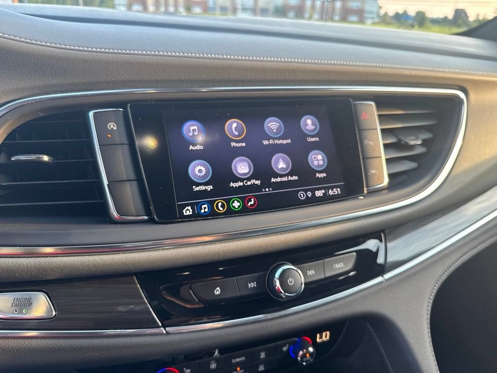 2024 Buick Enclave Essence