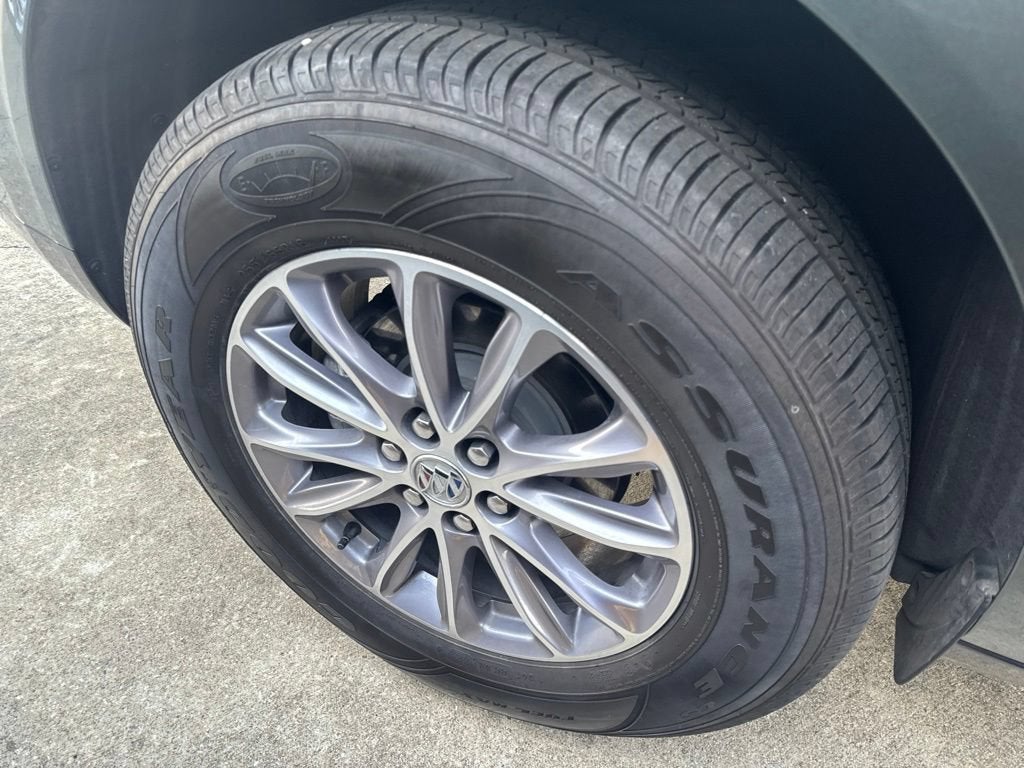 2024 Buick Enclave Essence