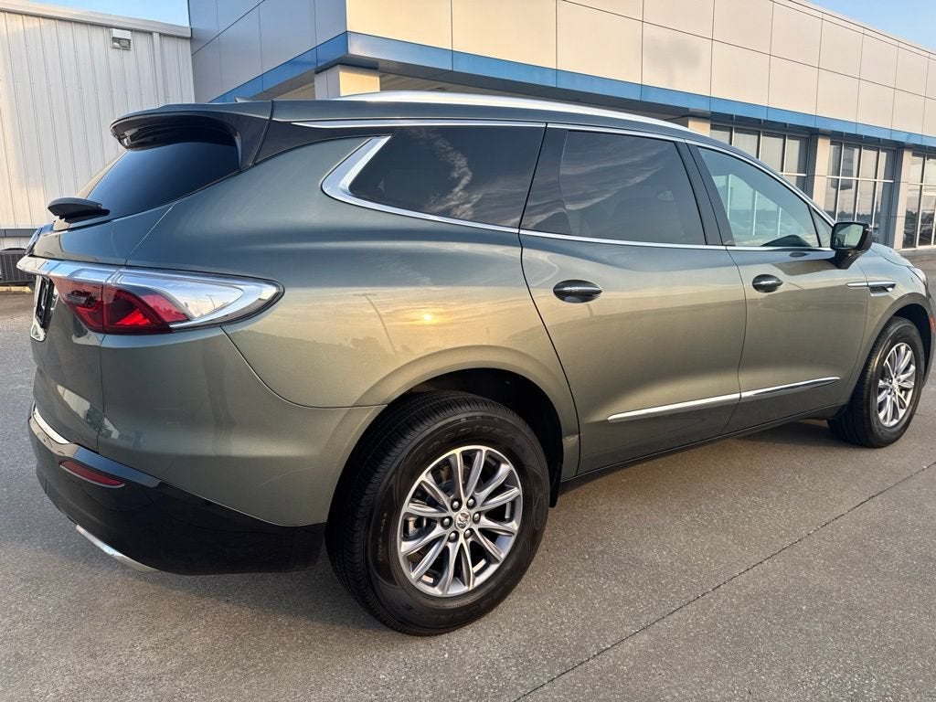2024 Buick Enclave Essence