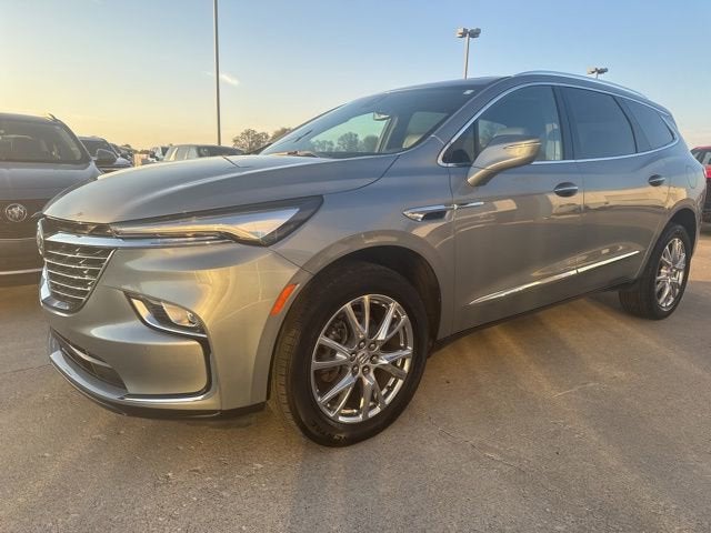 2024 Buick Enclave Essence
