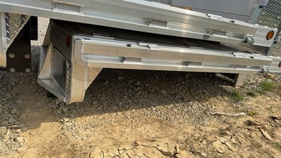 2024 HILLSBORO 3000 ALT81-86-38/42-40 Base