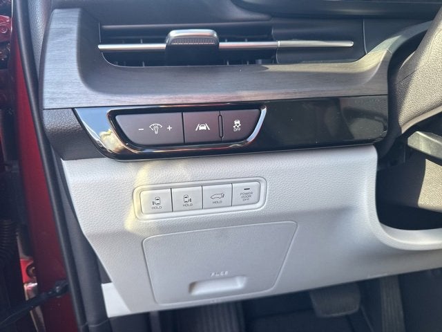 2024 Kia Carnival SX