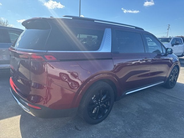 2024 Kia Carnival SX